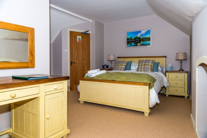 Room 16 of 86