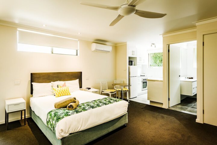 Room 18 of 30