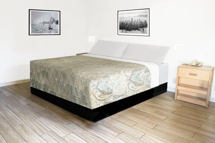 1 King Bed (1 of 2)