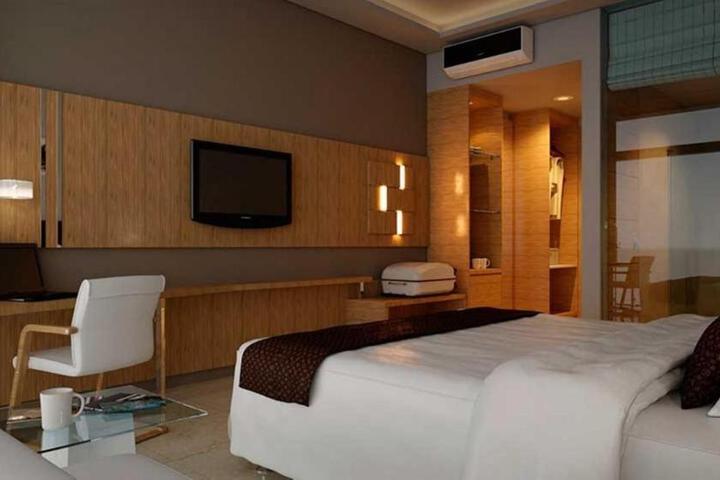 Suite Room