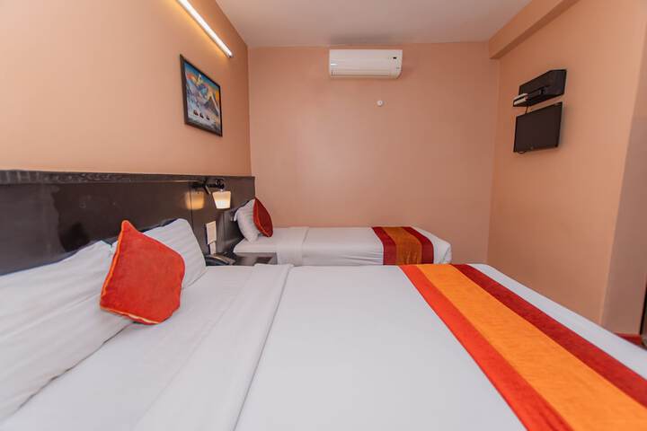 Room 7 of 40