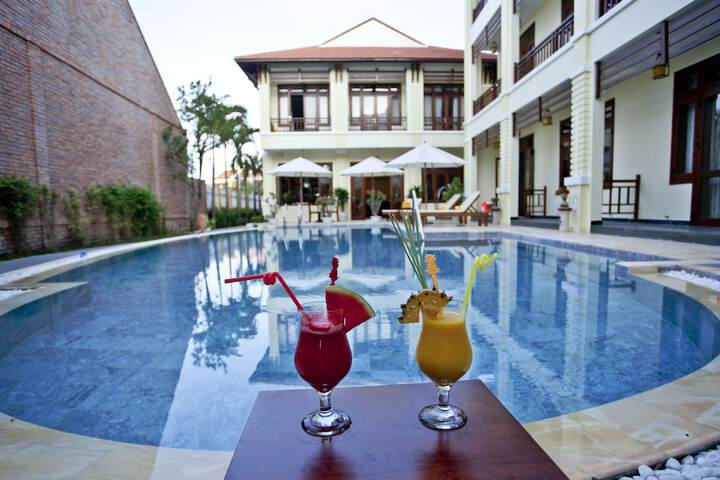 Pool Photo