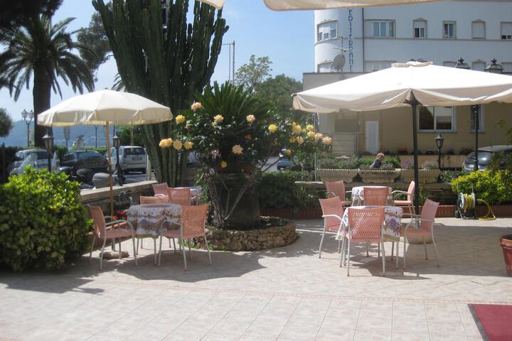Terrace/Patio 27 of 56