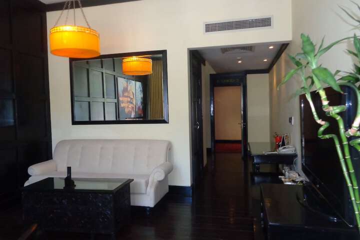 Room 27 of 57