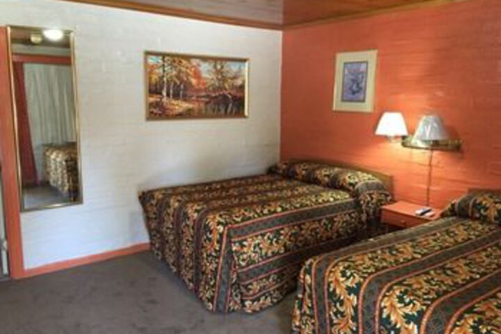 Room 15 of 21