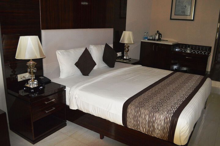 Room 7 of 53