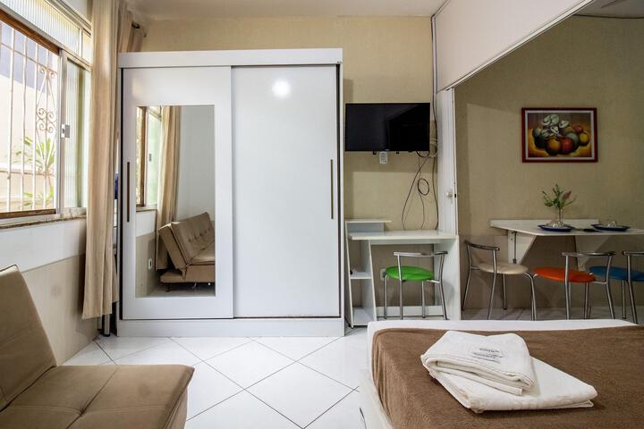 Room 10 of 21