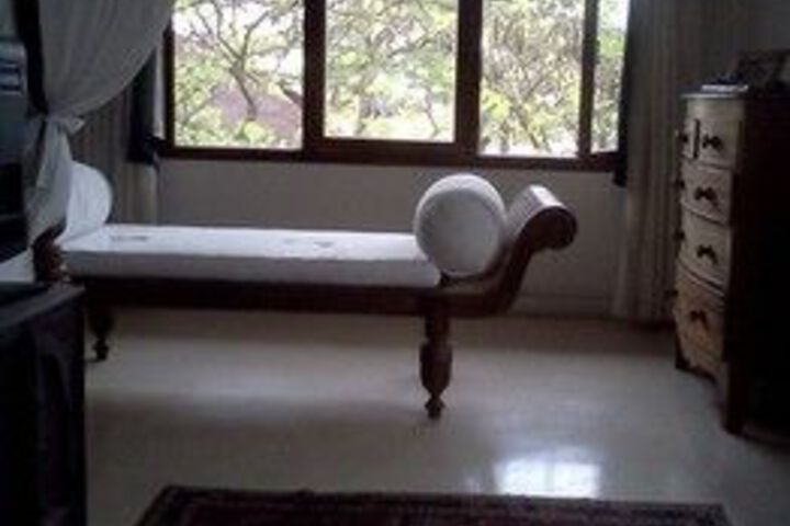 Room 17 of 17