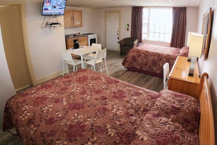 Room 11 of 43