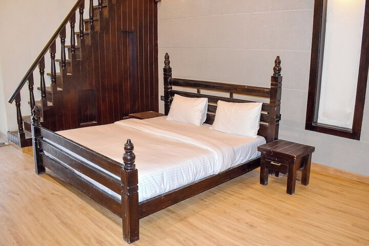Room 4 of 21