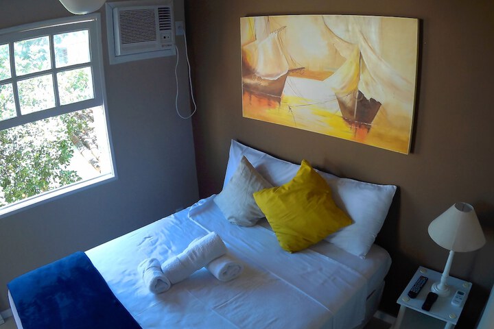 Room 27 of 39
