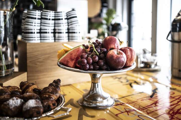 Breakfast/Coffee Service 72 of 117