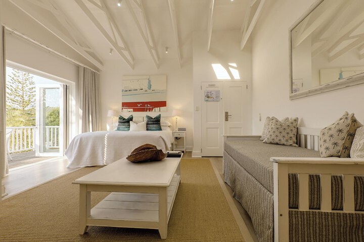 Room 14 of 527