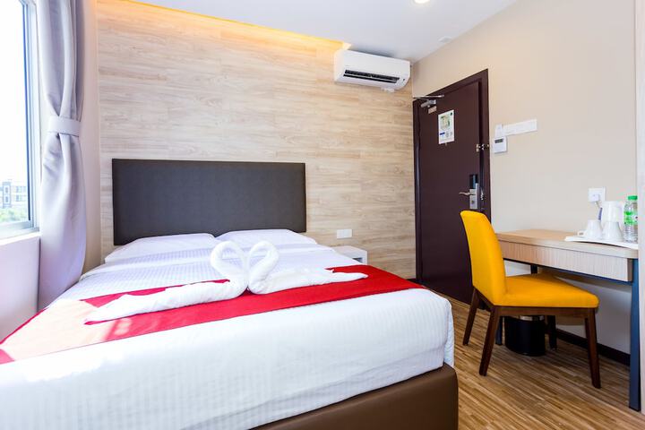 Room 54 of 90