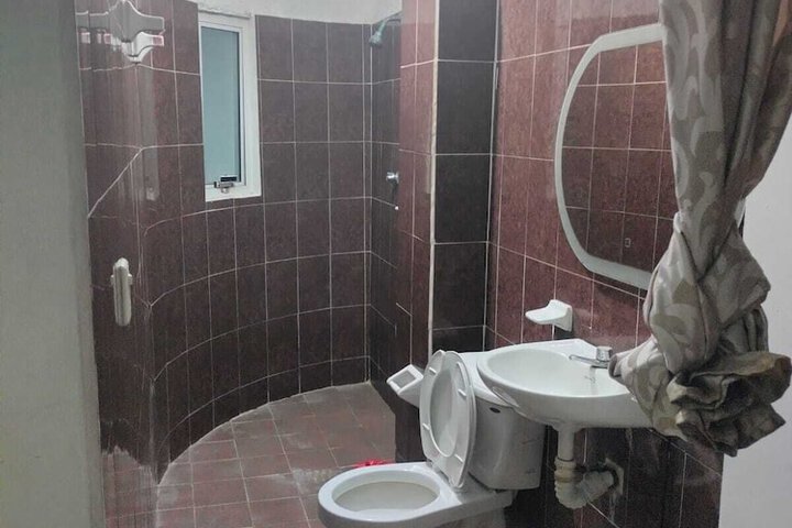 Room 26 of 29