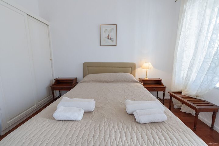 Room 28 of 91