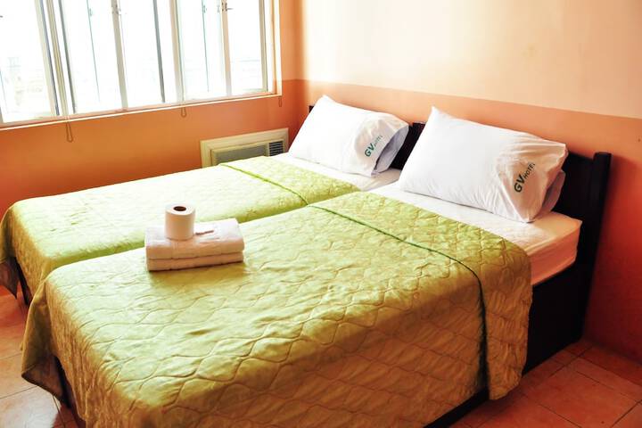 Room 18 of 50