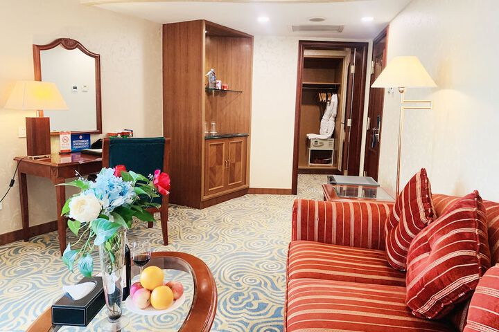Room 21 of 121