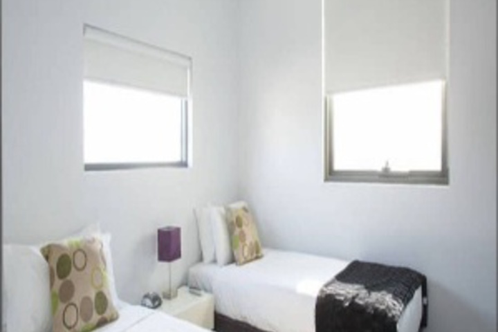 Room 93 of 288