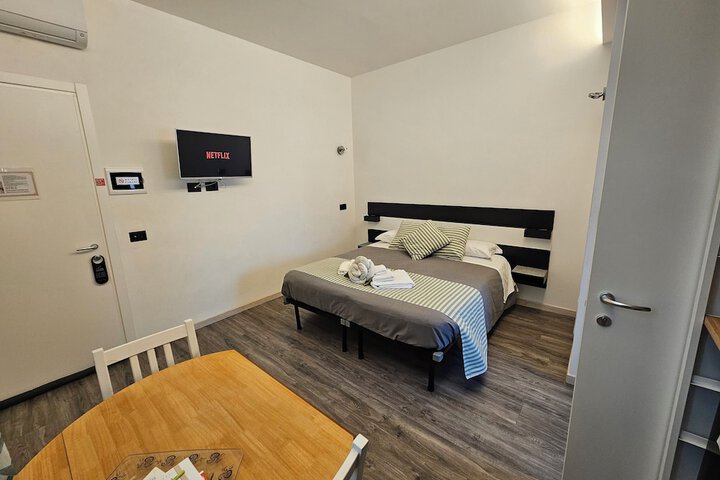 Room 29 of 76