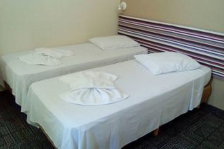 Room 18 of 34