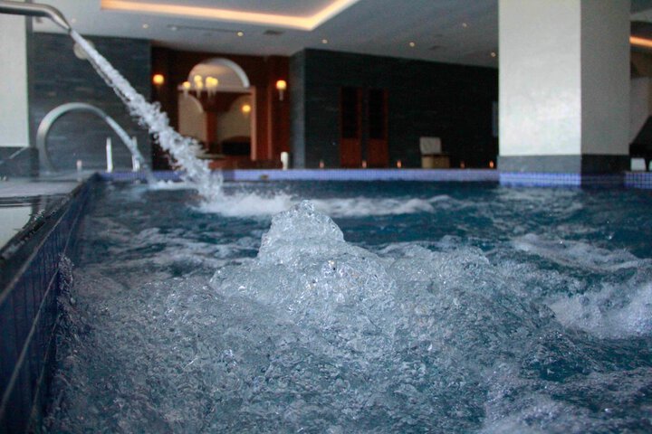 Pool Hotel