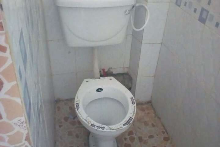 Room 4 of 11