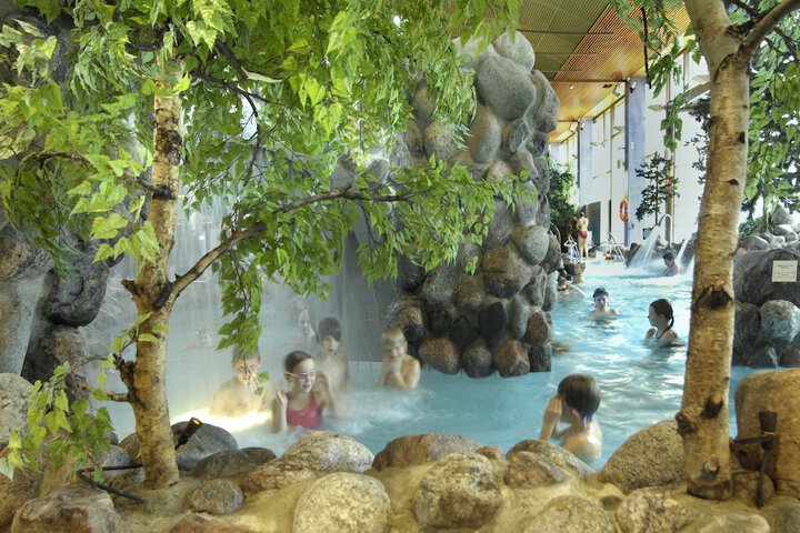Pool 42 of 116