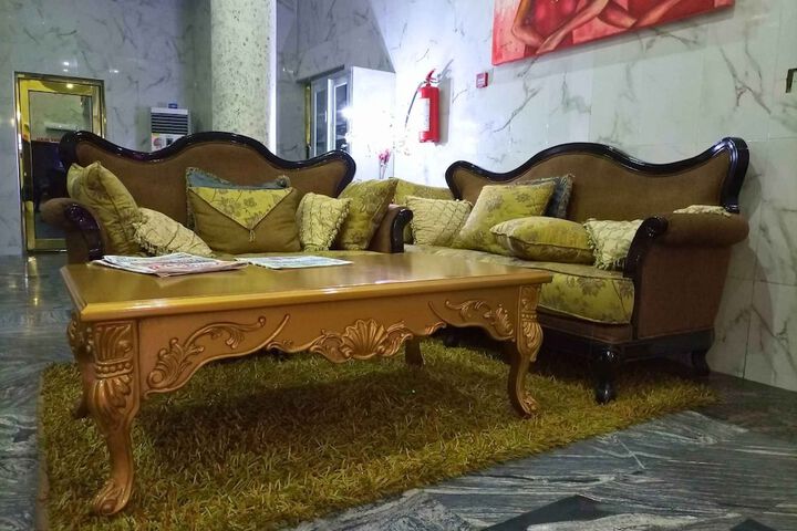 Ice Grand Hotel & Suites