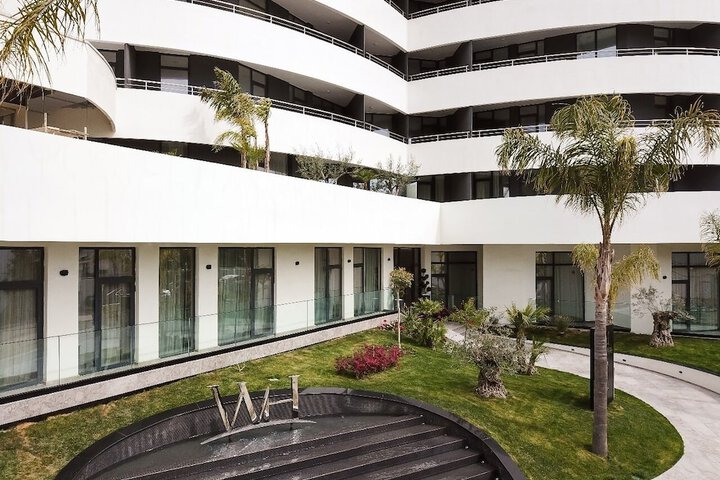 Hotel 135 of 136