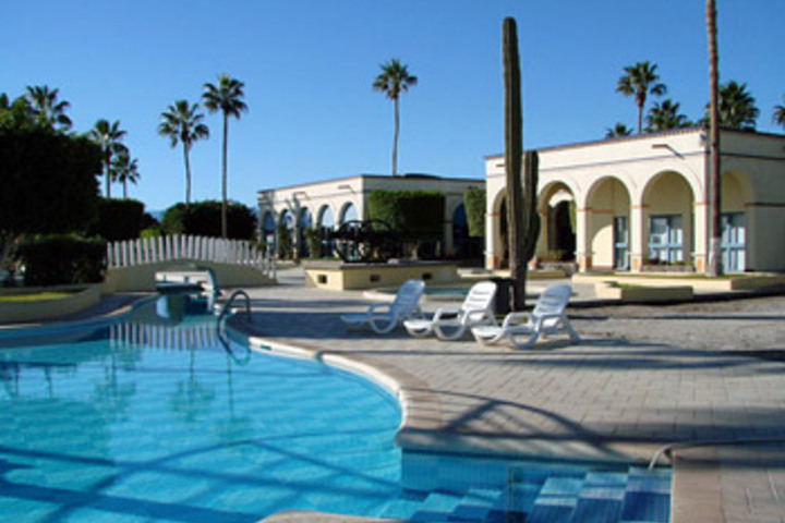 Exterior of Desert Inn Loreto