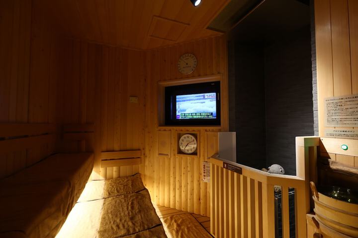 Spa 32 of 103