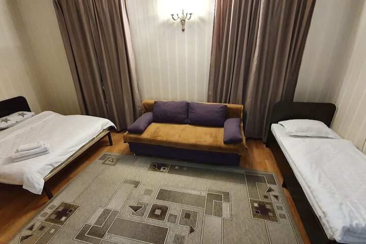 Room 7 of 31