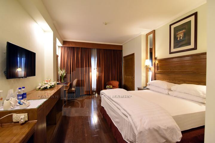 Room 21 of 53
