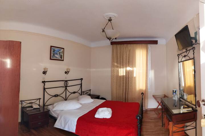 Room 85 of 152