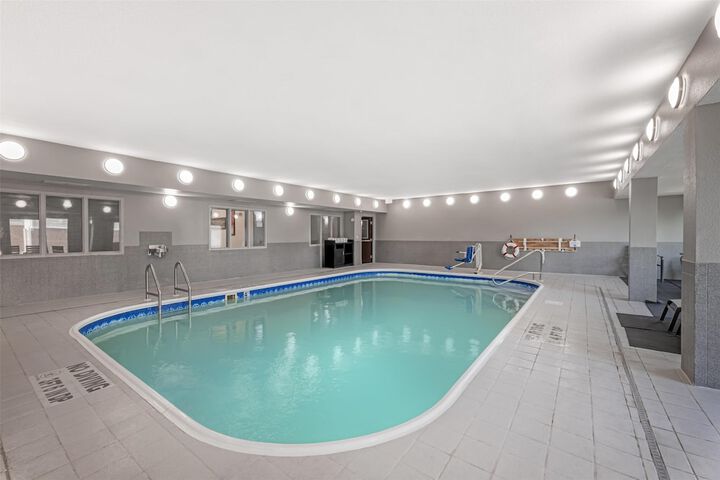 Pool 38 of 48