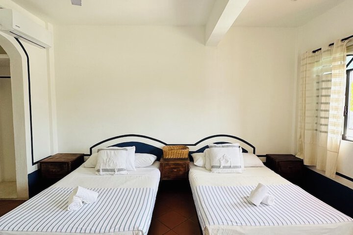 Room 32 of 55