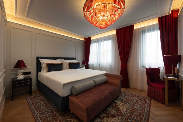 Room 17 of 59