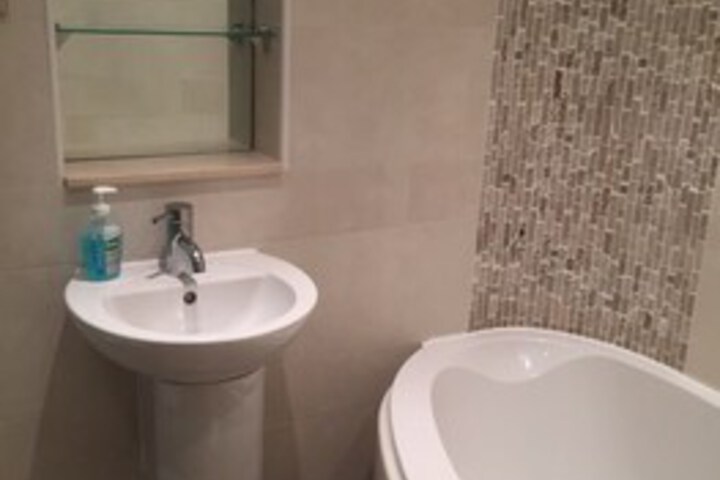 Room 5 of 15