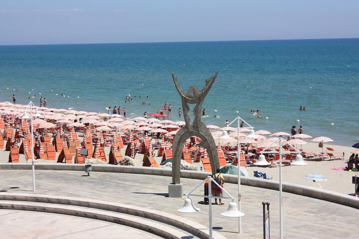 Beach 21 of 25