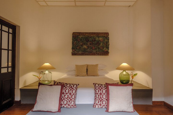 Room 18 of 60
