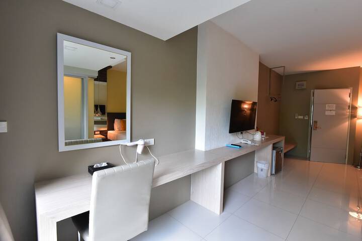 Room 8 of 49