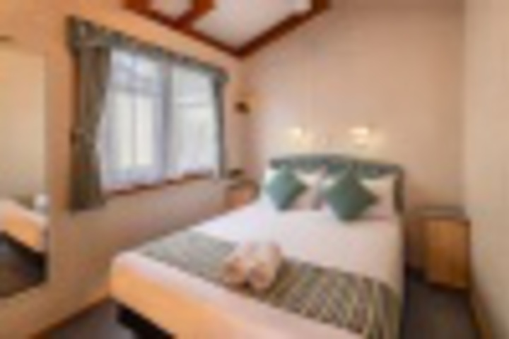 Room 495 of 611