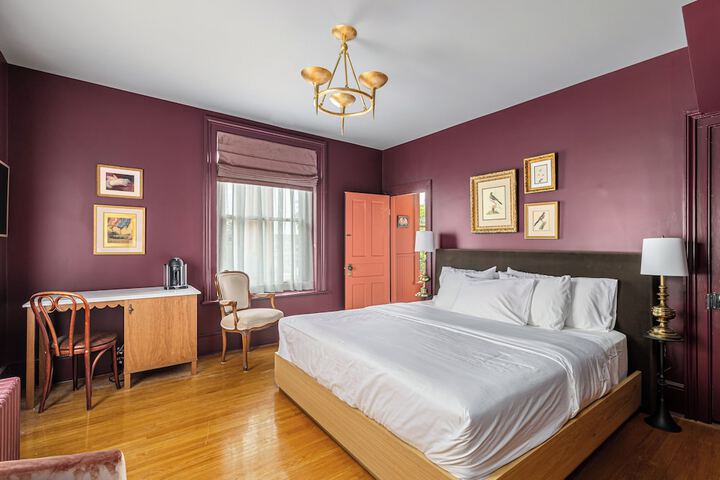 Room 6 of 22