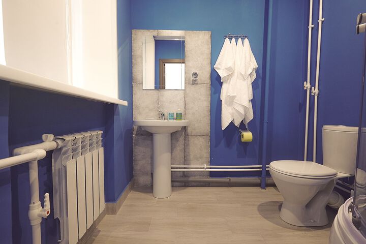 Room 3 of 28