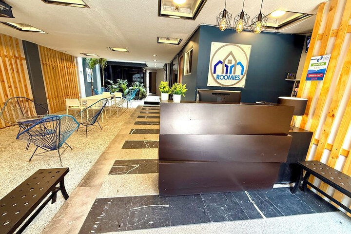 Hotel Interior 3 of 33