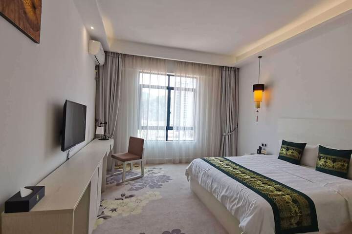 Room 8 of 60