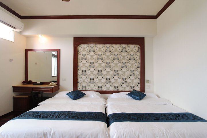 Room 16 of 56