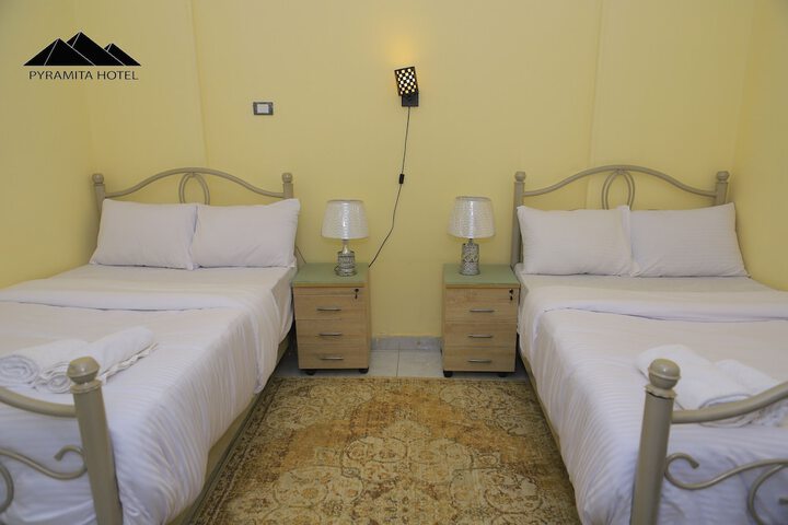 Room 32 of 95