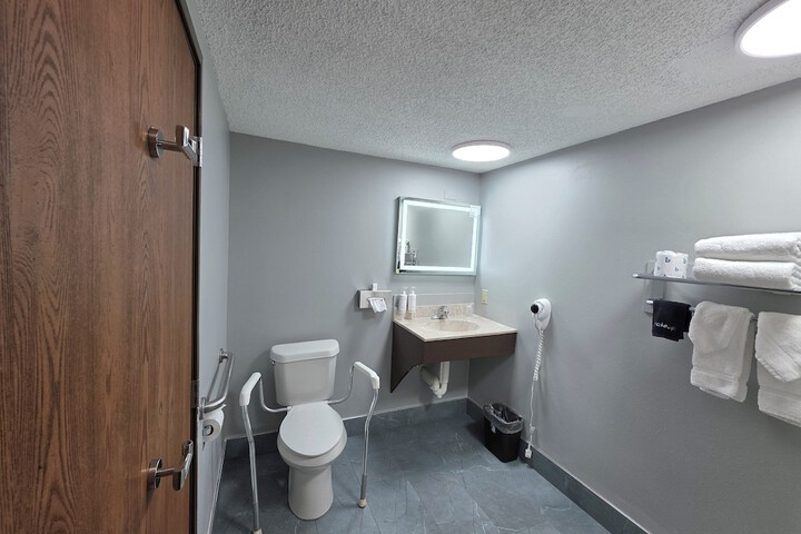 Room 19 of 25